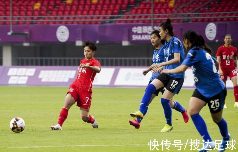 中国女足|4-0！中国女足晋级决赛：王霜3场造5球，张馨传射建功