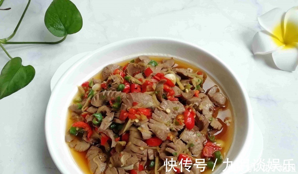 泡椒|夏天吃此菜胜人参,才6元一斤,没精神多吃点,切丝炒菜又脆又香!