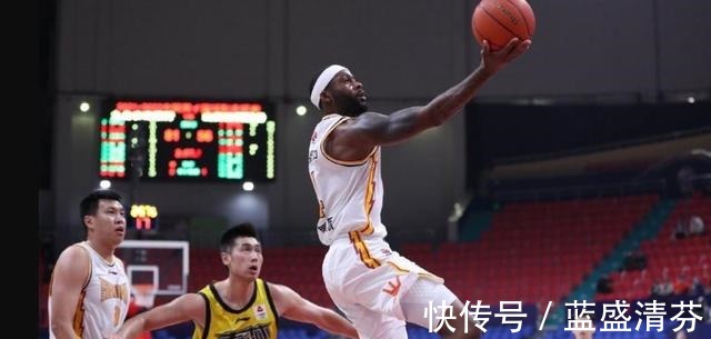 西蒙斯|花小钱办大事,杨学增拉来老熟人!全力冲不刹车,山西男篮不服输!