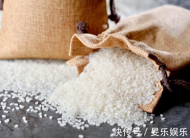 面包|5种主食,糖尿病人尽量少碰,若不当回事,打胰岛素血糖也难降