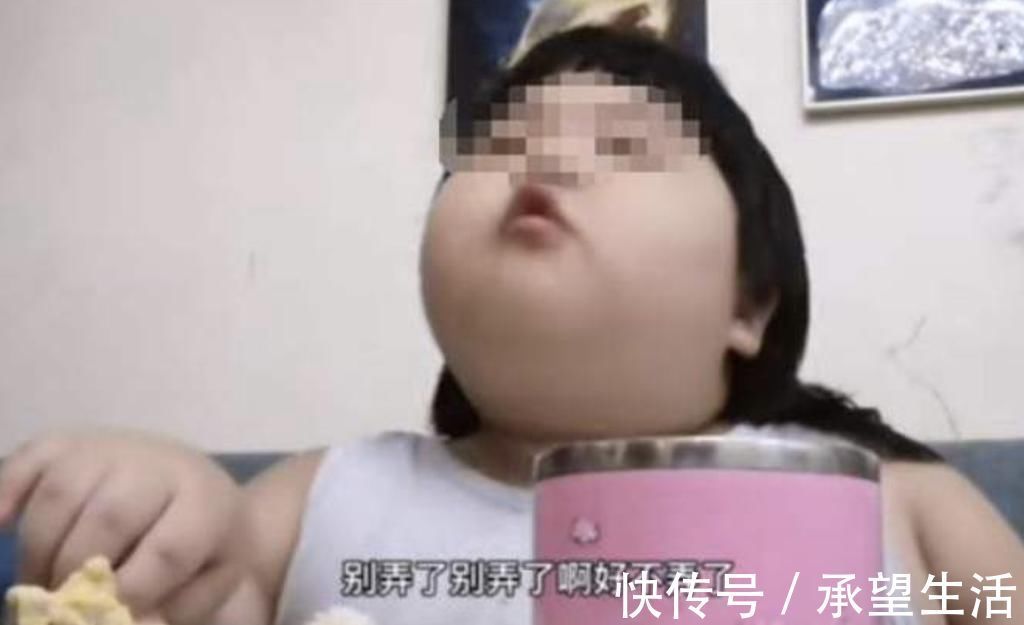 孩子|新型“啃小”模式正在流行,摧毁了孩子的童年,父母却乐在其中