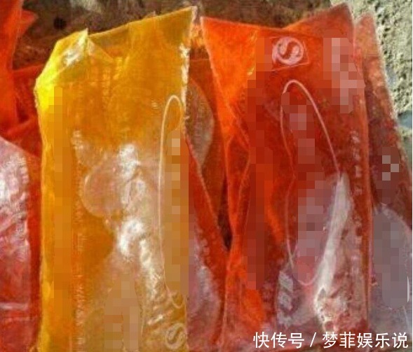 小矮人冰棍|小时候“馋坏”大家的4种零食,冰袋上榜,全吃过的都是90后