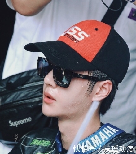 顶配阵容哪家强?天妈硬核回应,央爸主流应援,王一博是人生赢家