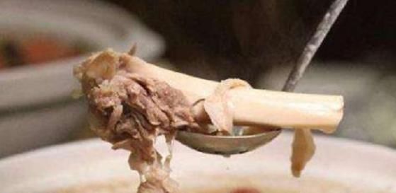 骨架|羊骨架全是骨头没有肉,为何买的人还那么多