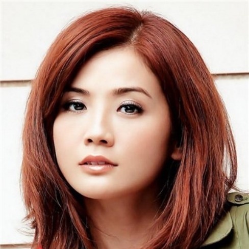 减龄 40岁的女人一定要注重发型,试试这几种,不仅舒服还“减龄”