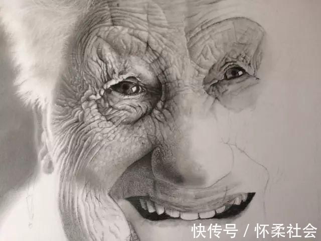 inck|超写实素描就是这样一步一步擦出来的