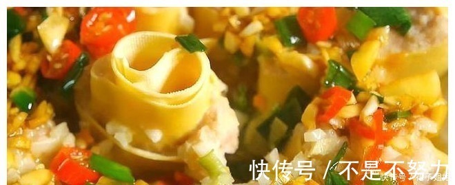 豆腐皮最好吃做法,不凉拌,不用炒,真是太香了,看着都好吃!