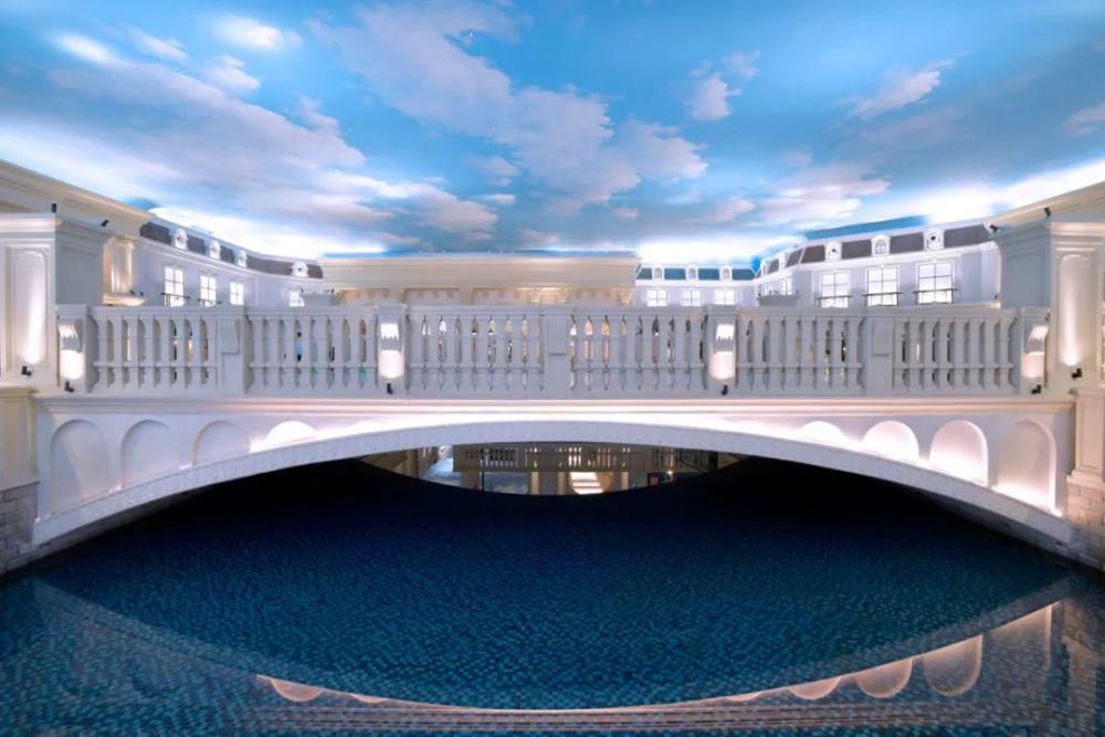 满屏都是”高级感” 小姐姐邀您去逛贵阳“小威尼斯”中天CCPARK