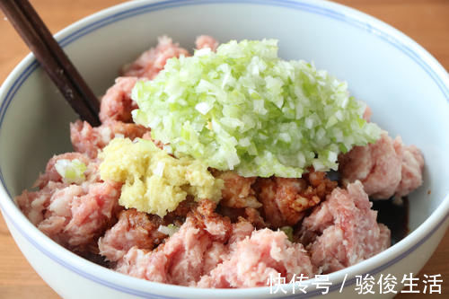 馅儿|比白菜还好吃,比韭菜营养,喜欢一定要试试,越吃越香