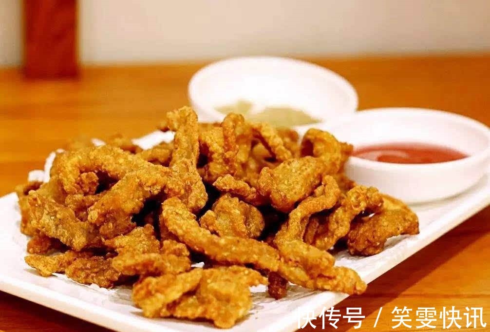 炸酥肉时,用淀粉还是面粉大厨告诉你答案,用错了不好吃