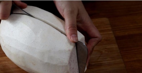 香粉|芋头这样做最好吃,一炸二炒两步搞定,外皮酥脆,内里咸香粉糯