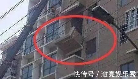 重装|头回见这样封阳台的,太机智了,好想把家里的阳台拆了重装!