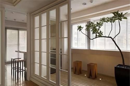 推拉门|阳台万万不要装推拉门,有钱人家中都是这样设计,后悔我家装错了