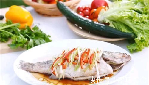 桃胶|女性开始衰老时,一般有“1松1痛2大”,假如没有,恭喜还算年轻