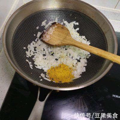  咖喱牛肉这样吃，全家都喜欢