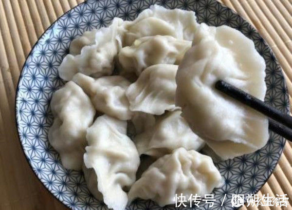 白菜饺子焯水直接包是不对的教你最正确做法,太香了