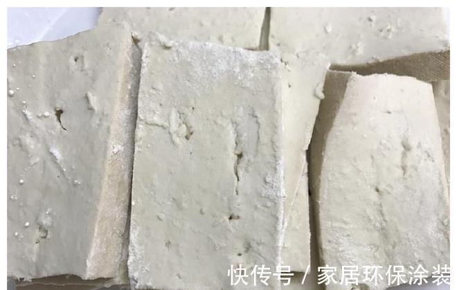 豆腐的这种做法绝了,香辣入味,比肉还好吃,上桌家人抢着吃
