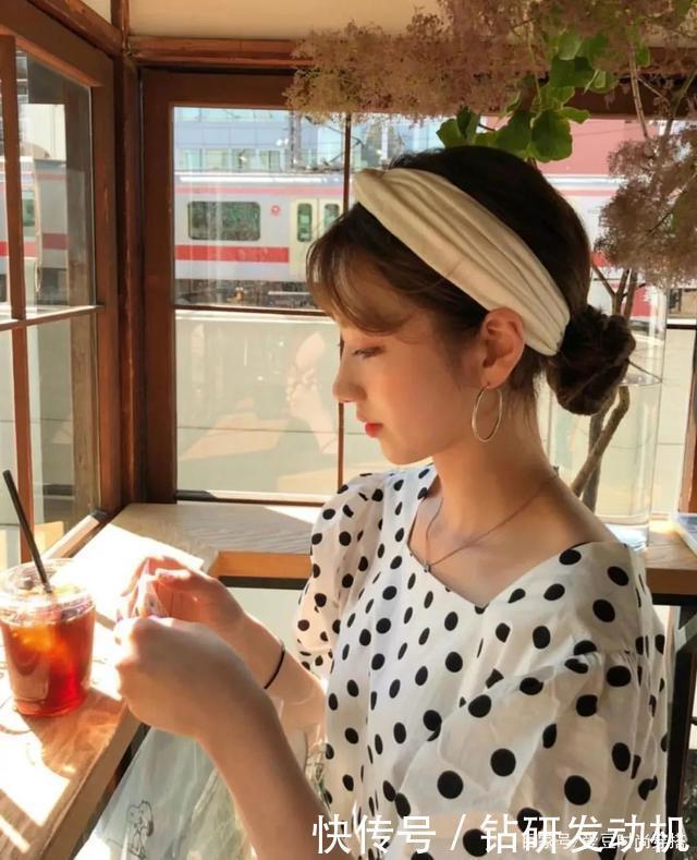 假发片|别再搞“挂耳染”了!3个显脸小的新年发型,照着弄特美