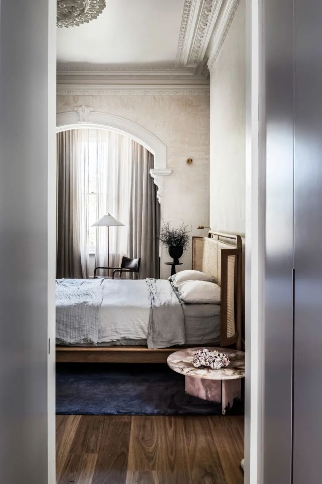 348㎡朴质美学豪宅,超大花园太适合养老