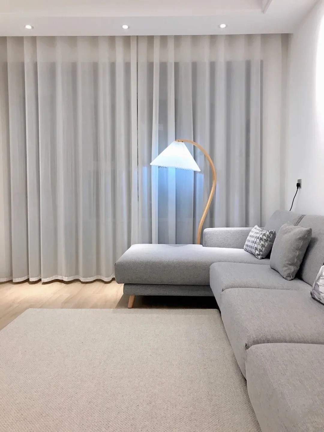 背景墙|马上搬新家了，全屋大白墙被说是贫穷风，我却觉得整洁干净很舒适