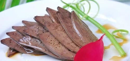“补气血”最好的6种食物，女人隔三差五吃一吃，让你健康更美丽