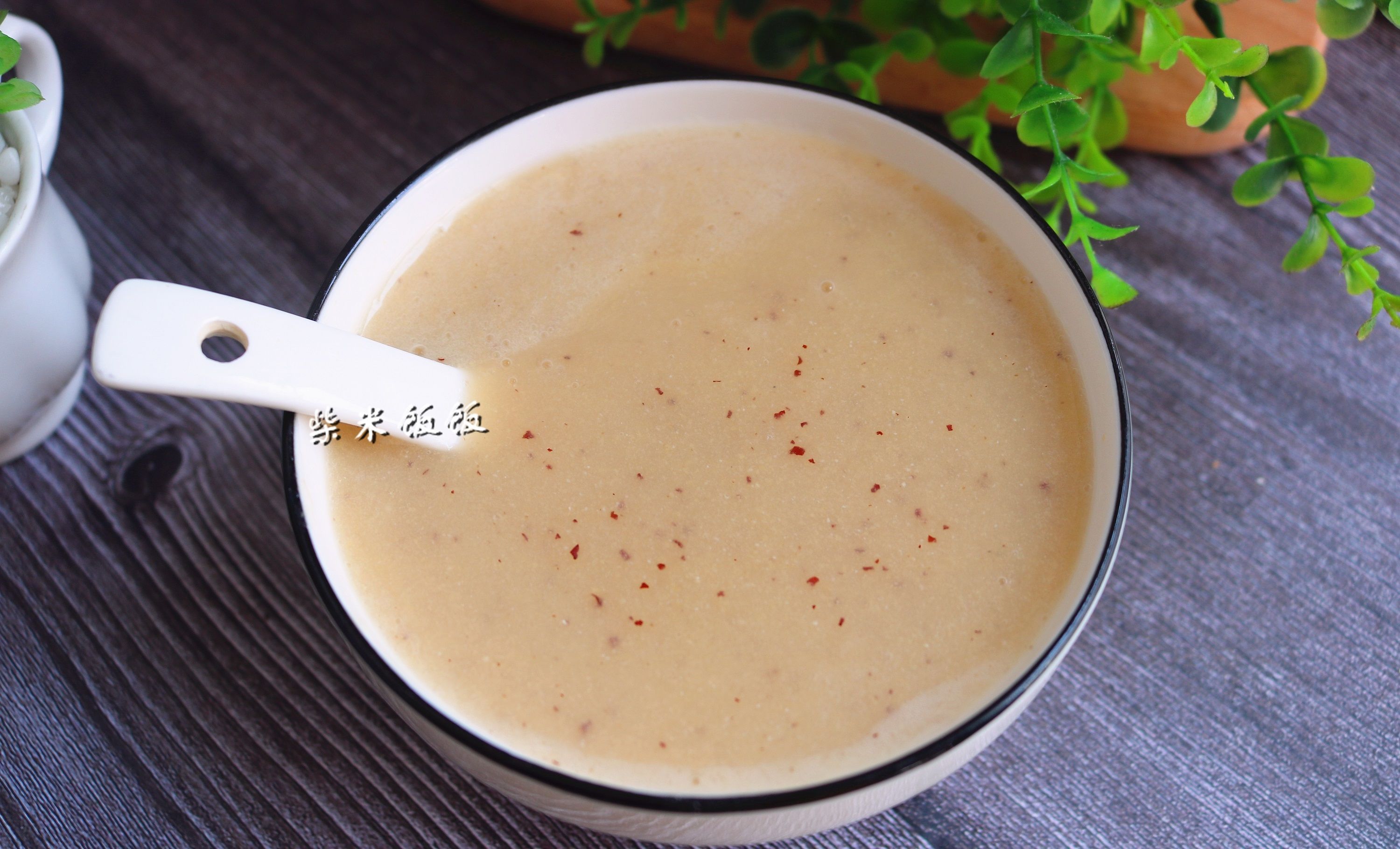 女人想要不显老,早餐多喝它,胶质满满,比牛奶强