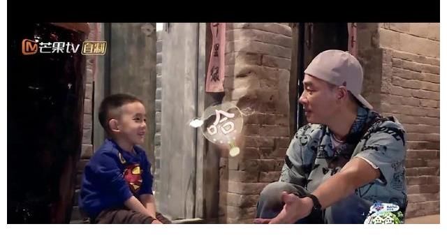 陳小春|《披荊斬棘的哥哥》活寶來了，就是小春哥陳小春，又呆又萌招人愛