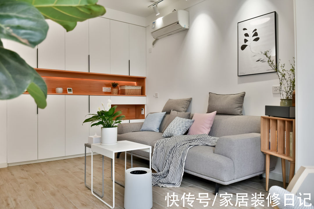 玄关|62㎡简约风小家，杂物收纳规划真好，加上自律生活让全屋整洁无物