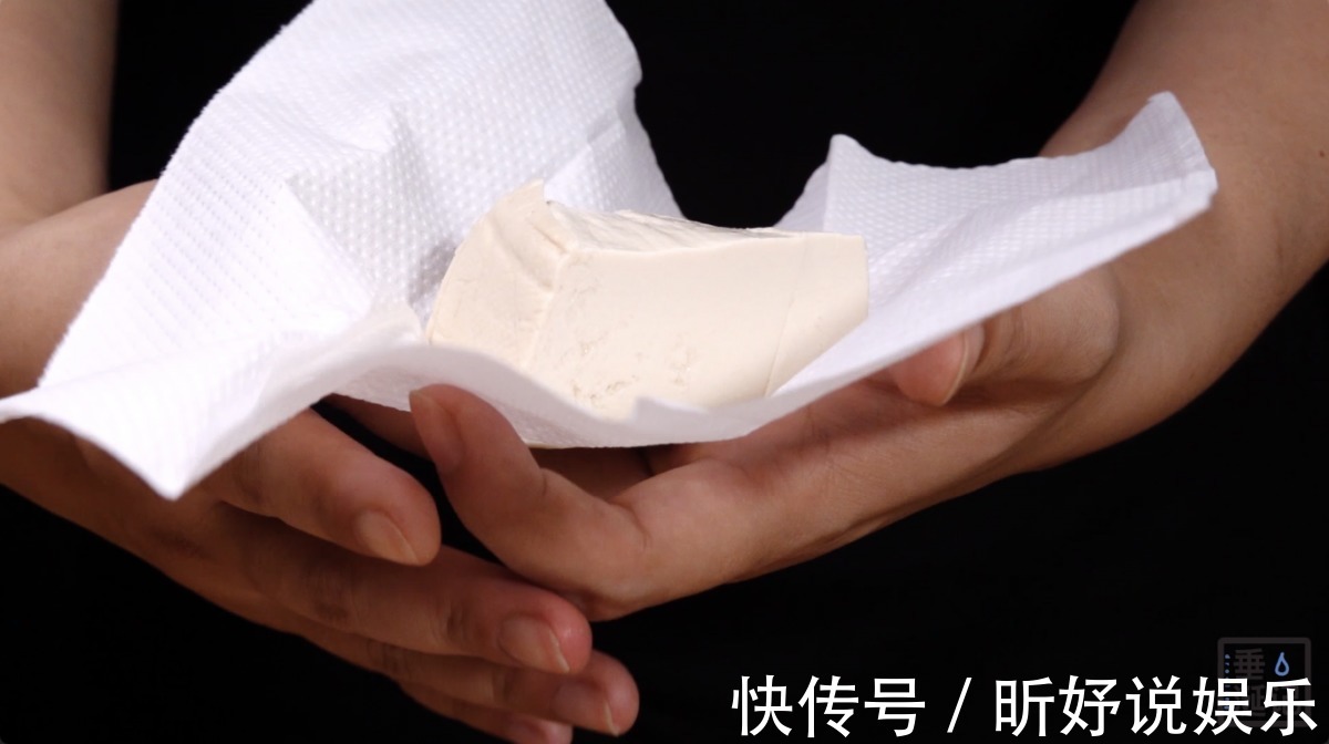 豆腐煎肉饼，减肥也能吃的低脂肉饼