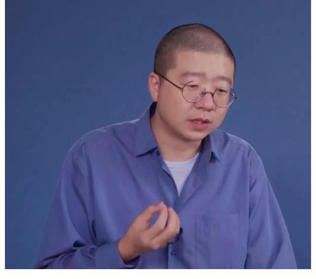 無需美貌，卻讓人一見傾心的“奇葩辯手”傅首爾，為何熱度不減？