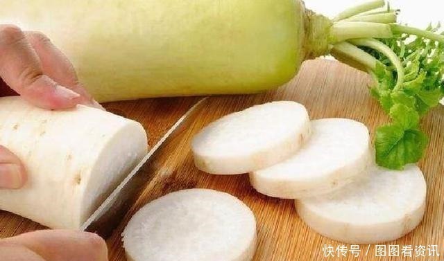 咳嗽痰多|老祖宗流传下来的润肺止咳的偏方,常喝一年四季不咳嗽,超简单