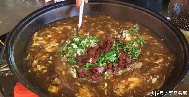面条这样吃才叫香,农村秘制卤面,大厨详解,出锅那一刻,看饿了