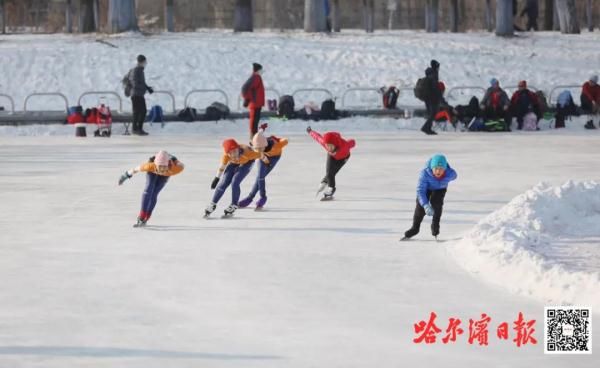 冰场|这里的免费冰场 开滑了！