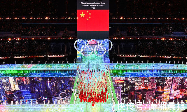 冰立方|颠覆传统“不点”主火炬，张艺谋及主创团队详解北京冬奥会开幕式