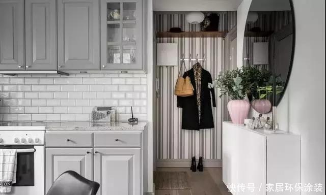 墙面|36平一室公寓，餐厨一体，客卧合并，个性红砖墙，装出小豪宅质感