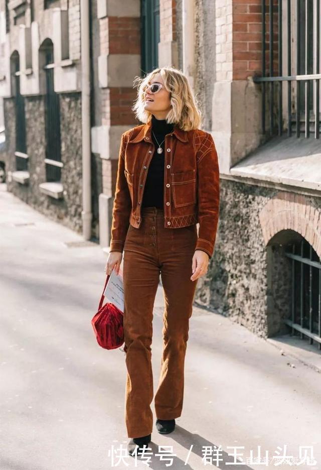 “奶奶裤”已经失宠,今年秋冬更流行“老妈裤”,时髦保暖还显高