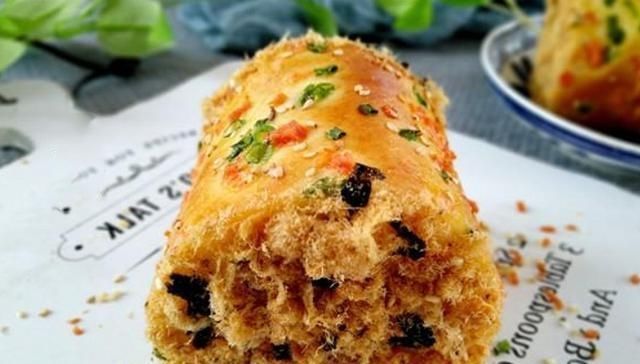 做法|想吃肉松卷别再出去买,教你在家做,香甜松软,做法超简单