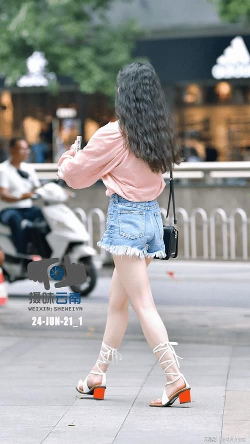 高跟鞋|夏日凉鞋那么多，绑带和高跟凉鞋永远是那双最让人心动的！