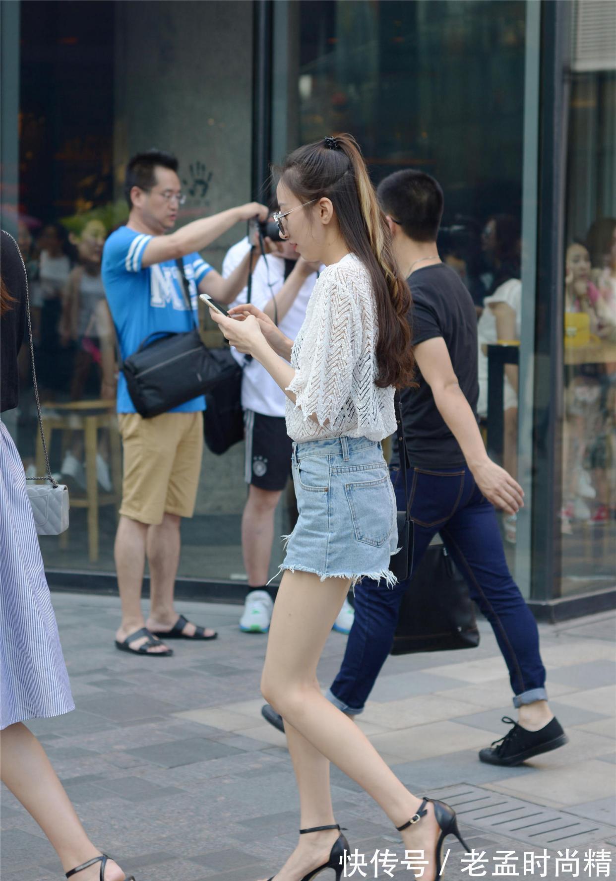 单肩包|一字带细高跟凉鞋,最简单的一款高跟鞋,也是不挑身材的高跟鞋