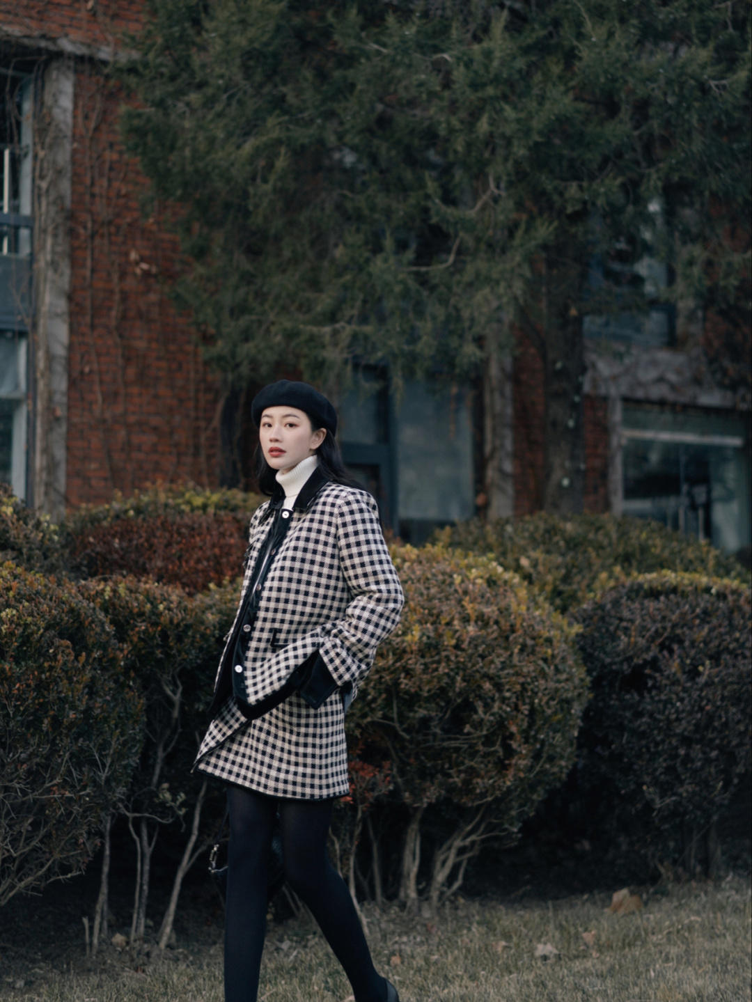 小香风外套 时髦精最爱的“小香风外套”到底有什么魔力?优雅高级,真的好美