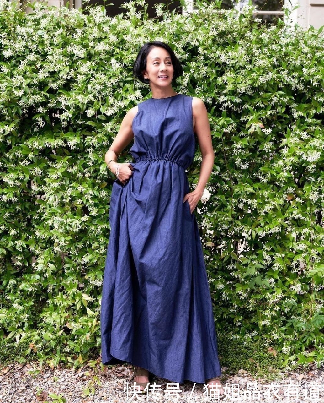 半裙 谁说53岁就是奶奶?看看这位大龄博主的优雅穿搭,揭露时髦真相