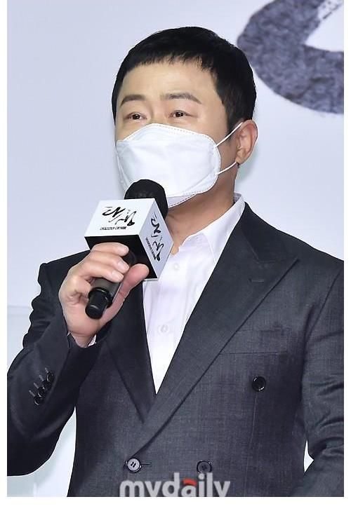 「MD PHOTO」 安圣基尹施允等艺人出席新片《诞生》发布会