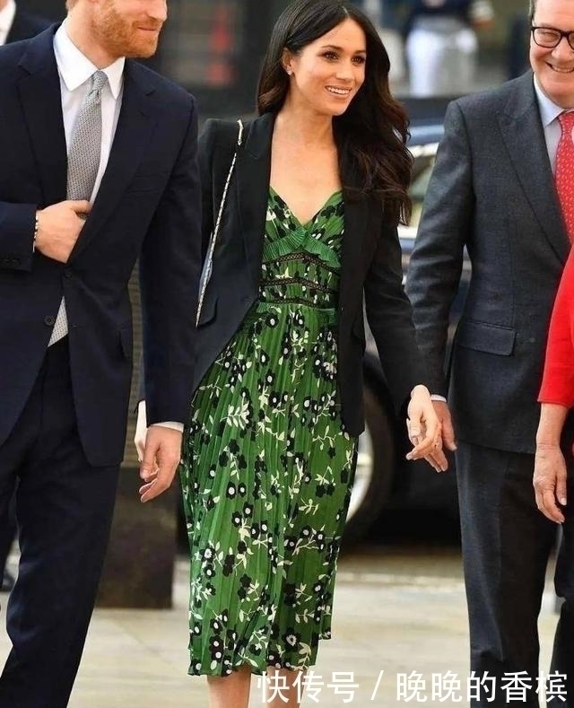 菠菜裙|凯特王妃和西班牙王后同穿“菠菜裙”,一个保守一个奔放,太美了
