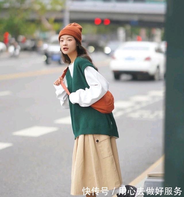 元气 只要穿对了，简简单单的穿搭风格也很耐看，元气满满！