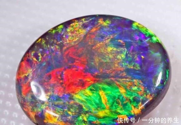 变色|欧泊——备受世人喜爱,可以变色的“神奇”宝石!