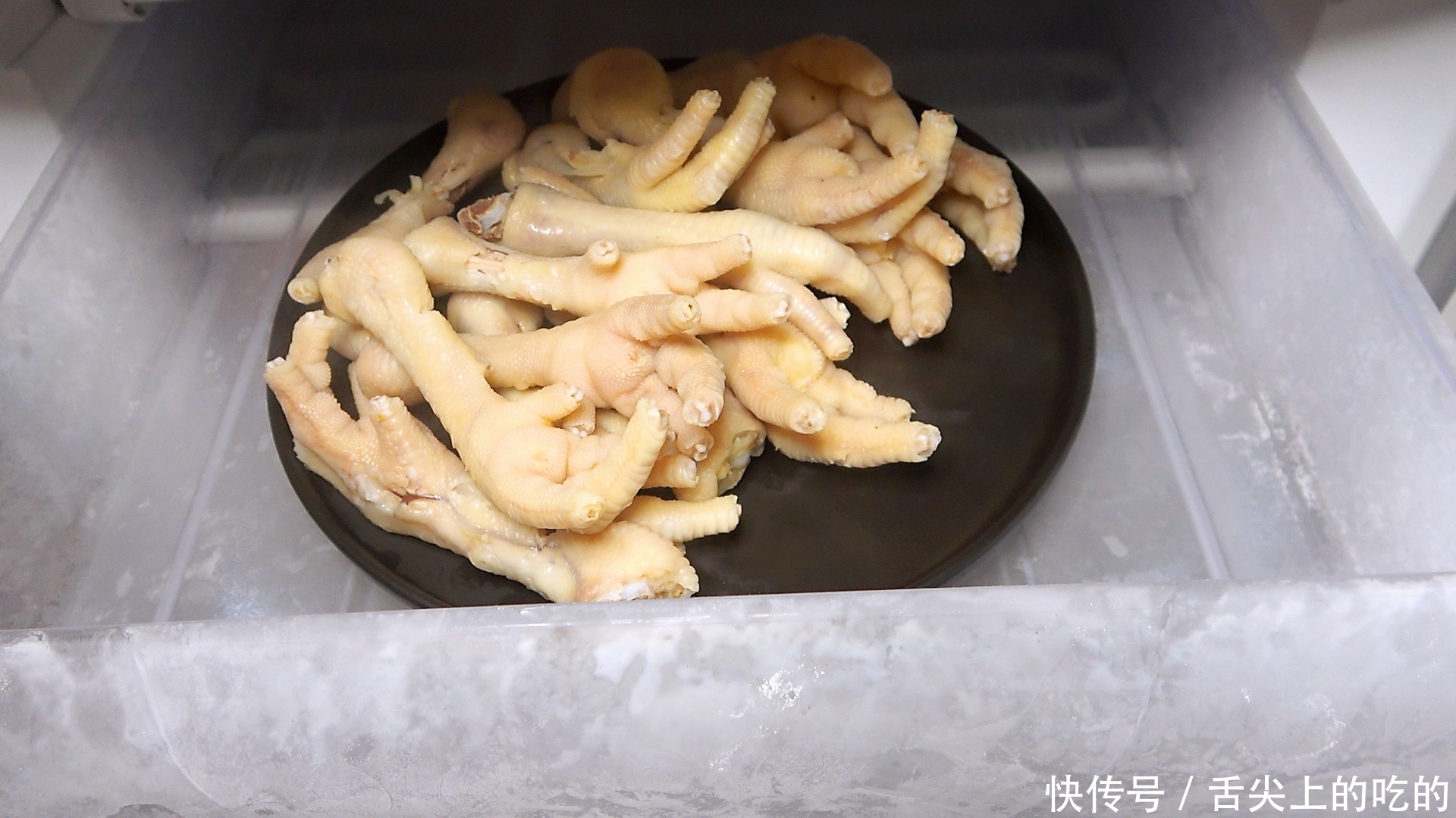 鸡爪去骨新方法,一根牙签就搞定,简单快速又完整,真实用
