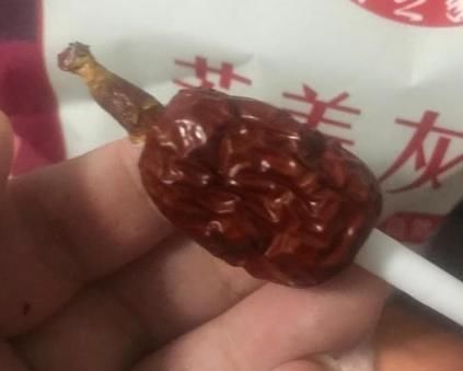  这种果子要多吃，简单炒一炒，营养高味道好，当零食吃比买的香！