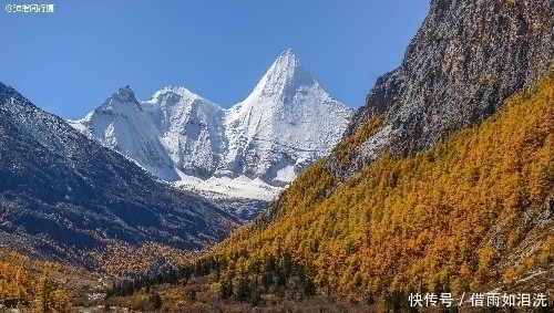 从你的全世界路过|中国最美赏秋之地，雪山下的秋色美如仙境，去过的游客都直呼太美！