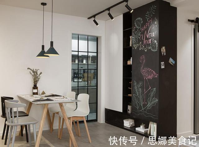 效果|她坚持给电视墙和沙发墙互换位置,效果出来后,既大气又实用