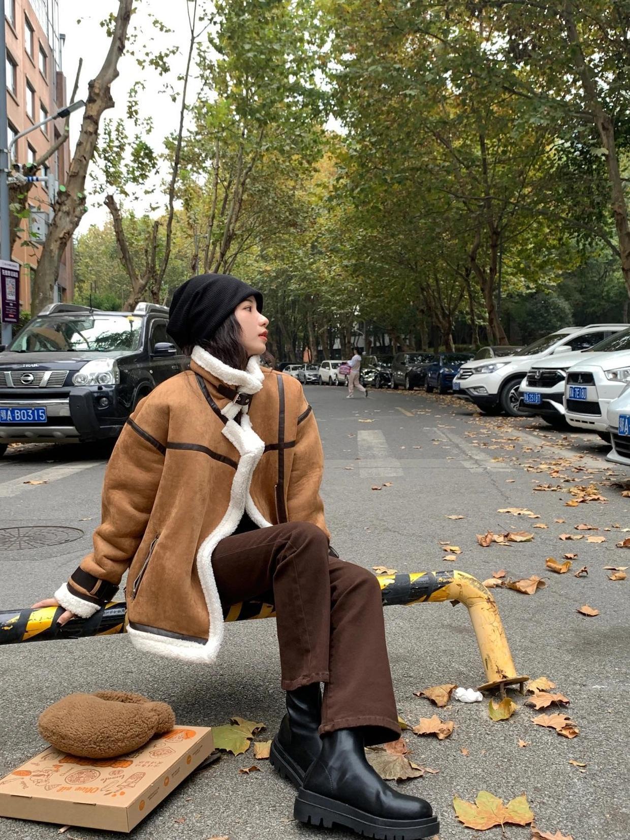 机车服 帅气感爆棚的冬日搭配,机车服造型打动你了吗?元气少女必备